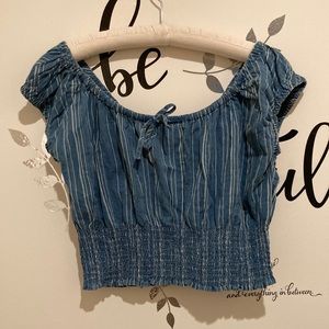 AE off shoulder cropped top